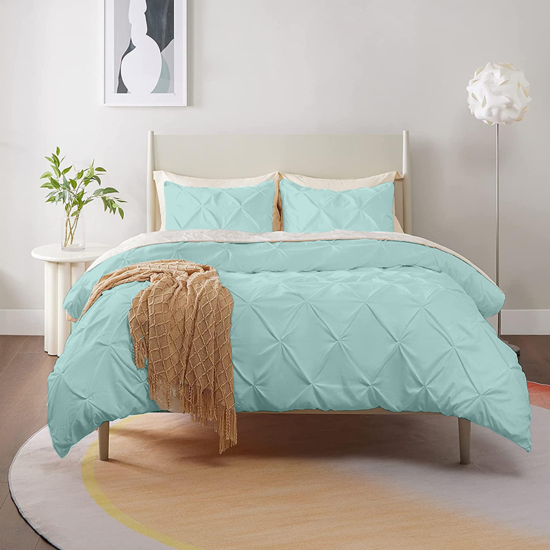 Aqua Blue Pintuck Duvet Covers