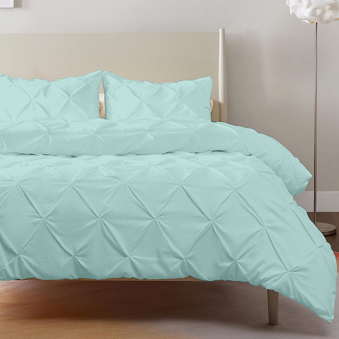 Aqua Blue Pintuck Duvet Covers